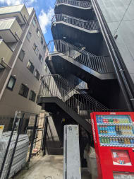 v20250427003410/fresh/building/J00100396249_10