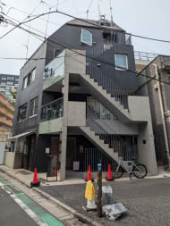 v20250427003410/fresh/building/J00100396635_1