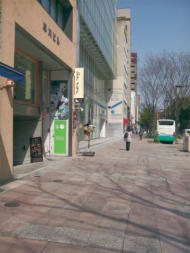 v20250427003805/fresh/building/J00100398338_3