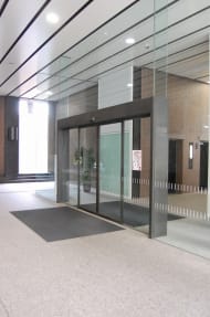 v20250427003805/fresh/building/J00100399447_3