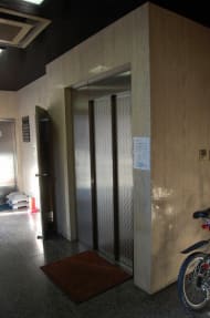 v20250427003805/fresh/building/J00100399983_4
