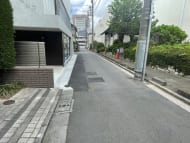 v20250427004119/fresh/building/J00100402823_2