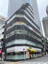 v20250427004119/fresh/building/J00100402992_1