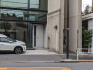 v20250427004120/fresh/building/J00100402405_9