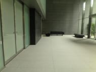 v20250427004120/fresh/building/J00100403892_21