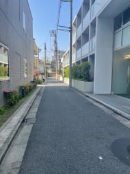 v20250427004120/fresh/building/J00100405210_2