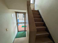 v20250427004617/fresh/building/J00100408023_6