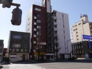 v20250427004617/fresh/building/J00100409584_1