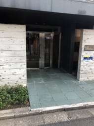 v20250427005210/fresh/building/J00100410396_3