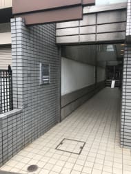 v20250427005210/fresh/building/J00100410564_3