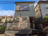 v20250427005210/fresh/building/J00100410677_1