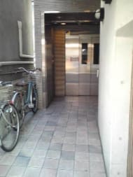 v20250427005210/fresh/building/J00100412208_3
