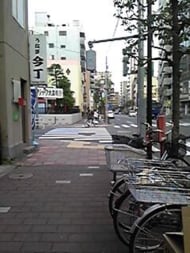 v20250427005210/fresh/building/J00100412490_2