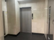 v20250427005511/fresh/building/J00100414035_4