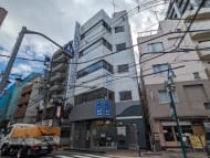 v20250427005820/fresh/building/J00100419323_1