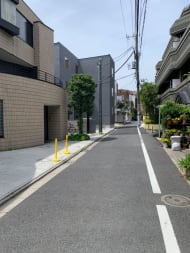 v20250427005820/fresh/building/J00100420468_2