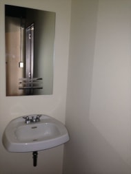 v20250427010205/fresh/building/J00100421904_8