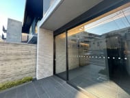 v20250427010206/fresh/building/J00100430523_12