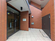 v20250427010206/fresh/building/J00100437109_3