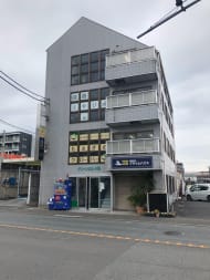 v20250427010506/fresh/building/J00100469212_1