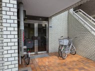 v20250427010506/fresh/building/J00100483124_3