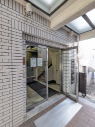 v20250427010506/fresh/building/J00100493812_3