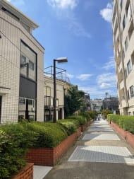 v20250427011159/fresh/building/J00100511830_2