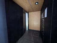 v20250427011159/fresh/building/J00100512798_4