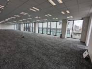 v20250427011159/fresh/building/J00100608229_30