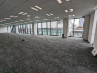 v20250427011159/fresh/building/J00100608229_32