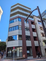 v20250427011159/fresh/building/J00100608498_6