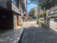 v20250427022213/fresh/building/J00100373440_2