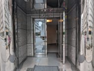 v20250427023809/fresh/building/J00100383156_3