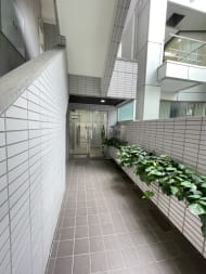 v20250427023809/fresh/building/J00100384320_7