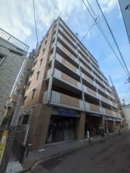 v20250506150654/fresh/building/J00100356784_16