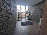 v20250506150654/fresh/building/J00100356941_6