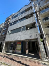 v20250506150654/fresh/building/J00100378031_13