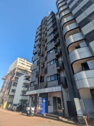 v20250506150654/fresh/building/J00100378228_1