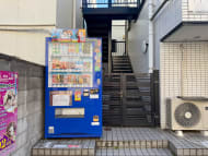 v20250506150654/fresh/building/J00100468407_3