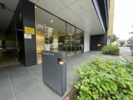 v20250508150635/fresh/building/J00100402330_13