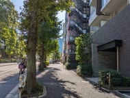v20250601150545/fresh/building/J00100480386_24