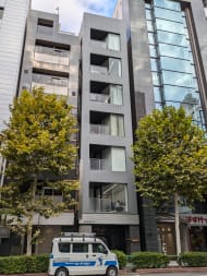 v20250603150701/fresh/building/J00100389259_10