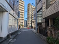 v20250607150541/fresh/building/J00100418982_16