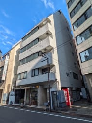 v20250609150705/fresh/building/J00100384306_12