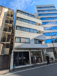 v20250609150705/fresh/building/J00100384306_13