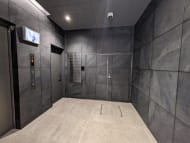 v20250609150705/fresh/building/J00100498844_15