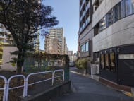 v20250611150815/fresh/building/J00100405744_15