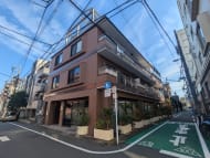 v20250612150701/fresh/building/J00100386426_1