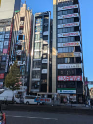 v20250612150701/fresh/building/J00100498677_1