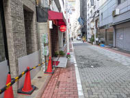 v20250614150551/fresh/building/J00100433513_9